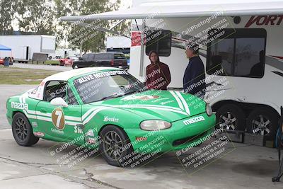 media/Jan-15-2023-CalClub SCCA (Sun) [[40bbac7715]]/Around the Pits/